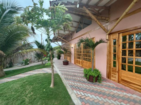 Sirena's Beach & Surf Club